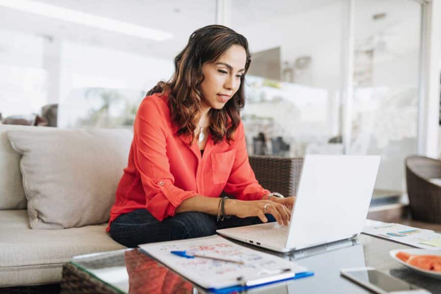 businesswoman-working-from-home